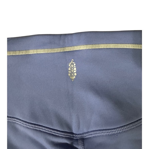 Free‎ People Primaloft Energy Series Blue Athletic Leggings XS Zip Ankle Pockets - Picture 6 of 8